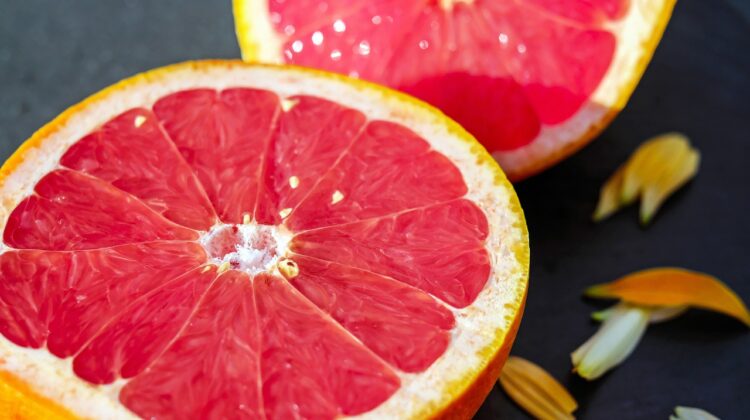 Can Dogs Eat Grapefruit